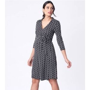 Seraphine Maternity Black White Geo Print True Wrap Dress Postpartum Size 4 $108